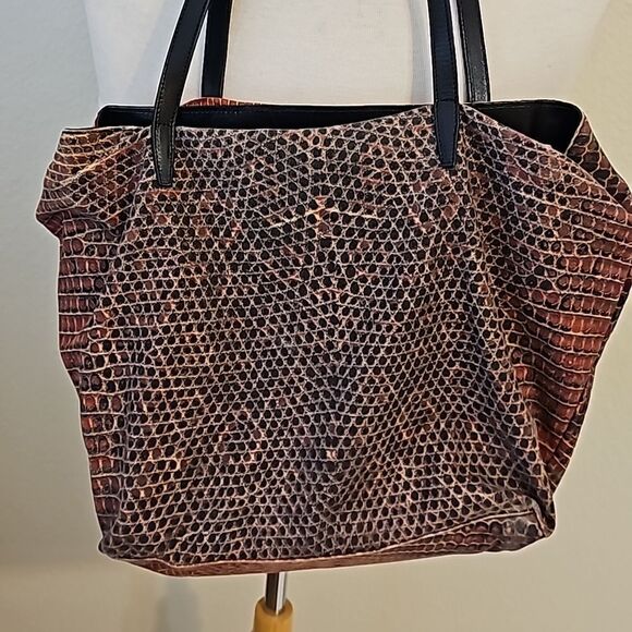 Roberto cavalli canvas shoulder bag. - Picture 2 of 14